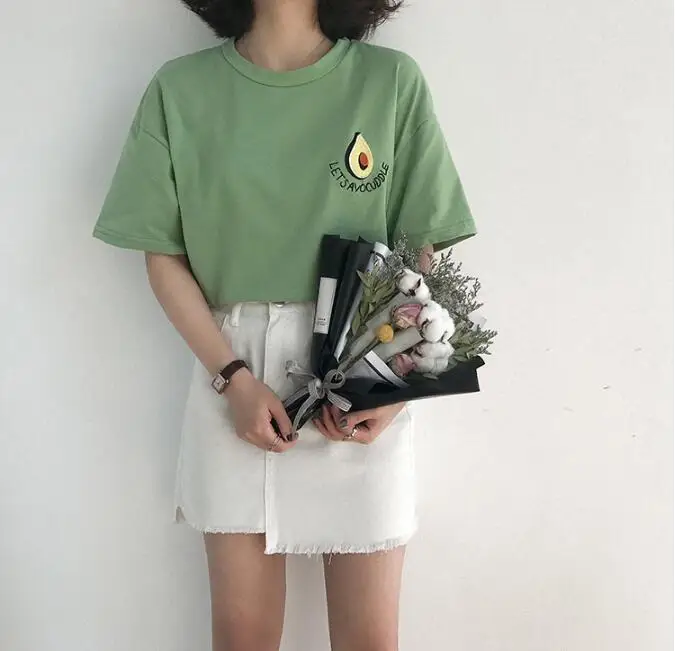 new New Style Summer Cute Avocado Embroidery Short Sleeve T-shirt Womens Small Fresh Casual Tees Tops Female Loose T Shirt
new New Style Summer Cute Avocado Embroidery Short Sleeve T-shirt Womens Small Fresh Casual Tees Tops Female Loose T Shirt