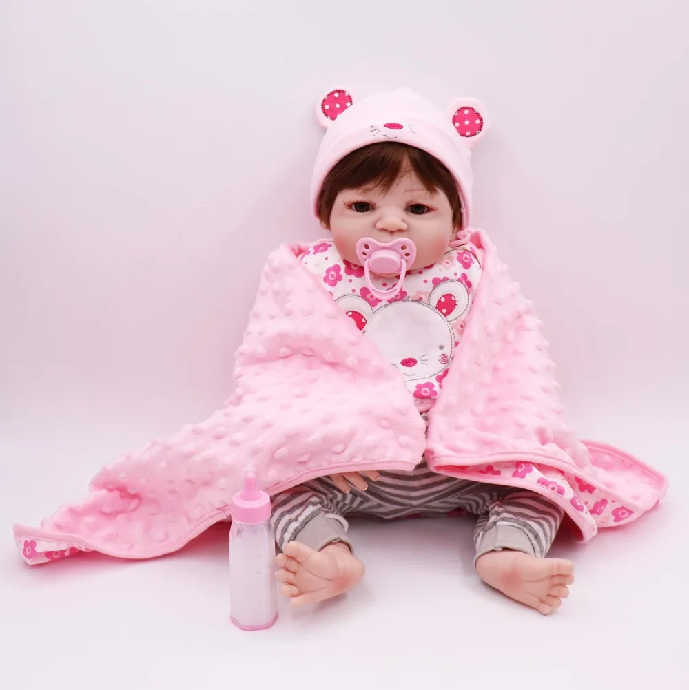 Dollhouse 22"55cm New arrival bathe doll Lifelike newborn Baby girl with lovely pink clothes silicone Bonecas Bebe Reborn doll
Dollhouse 22"55cm New arrival bathe doll Lifelike newborn Baby girl with lovely pink clothes silicone Bonecas Bebe Reborn doll