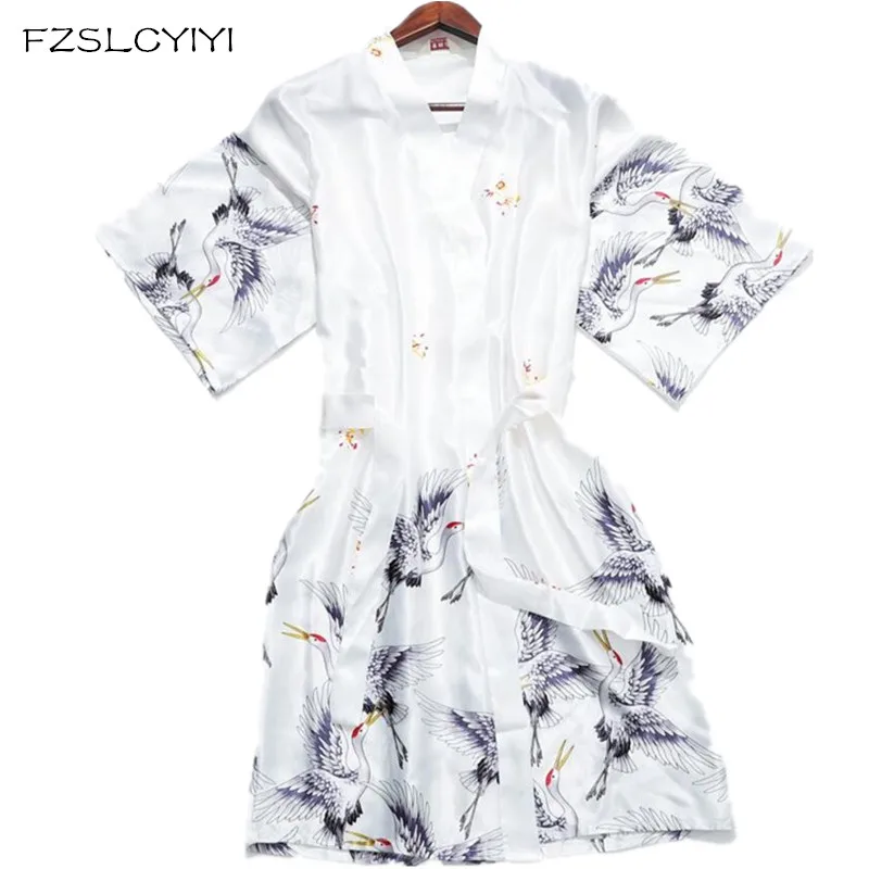 FZSLCYIYI Spring And Summer New Simulation Bathrobe Home Clothes For Ladies Morning Gown Bridal Gowns Bridesmaid Rayon Robe
FZSLCYIYI Spring And Summer New Simulation Bathrobe Home Clothes For Ladies Morning Gown Bridal Gowns Bridesmaid Rayon Robe