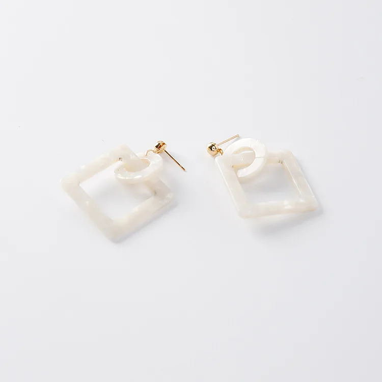 2017 Hot Sale Simple Acrylic Geometric Earrings Personality Stitching Square Circle Pendant For Women Fashion Jewelry Brinco
2017 Hot Sale Simple Acrylic Geometric Earrings Personality Stitching Square Circle Pendant For Women Fashion Jewelry Brinco