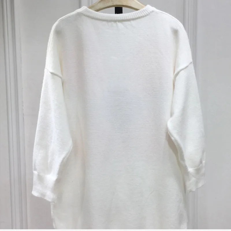 Sweater Tops Women 2021 Autumn Winter Long Sleeve O-Neck Pullovers Embroidery Geometric Print Women Loose Female Streetwear
Sweater Tops Women 2021 Autumn Winter Long Sleeve O-Neck Pullovers Embroidery Geometric Print Women Loose Female Streetwear