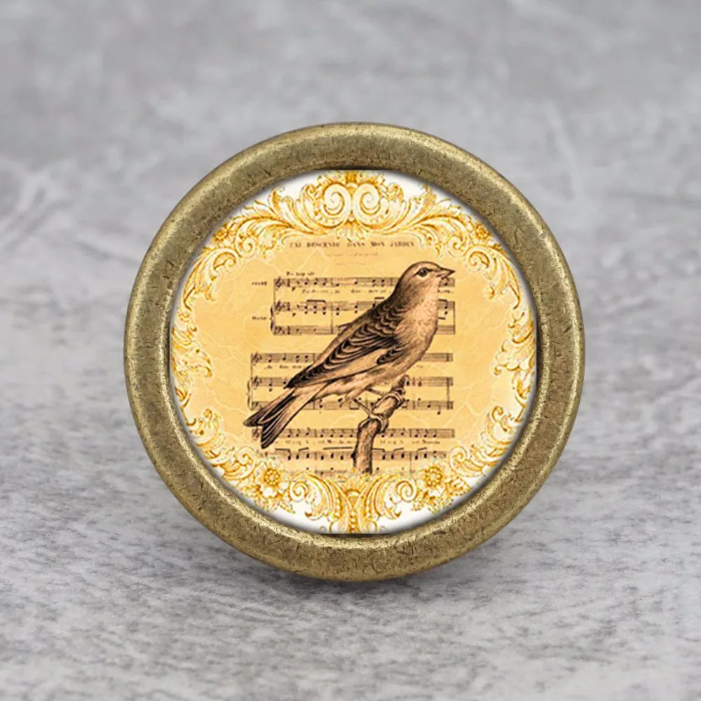 Retro Birds Knobs Drawer Dresser Knobs / Handmade Cupboard Pulls Handle Animal Kitchen Cabinet Knobs Furniture Hardware
Retro Birds Knobs Drawer Dresser Knobs / Handmade Cupboard Pulls Handle Animal Kitchen Cabinet Knobs Furniture Hardware
