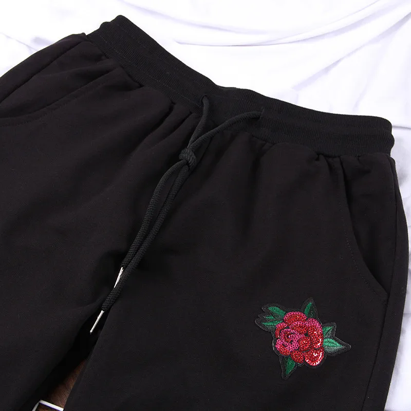 Hiawatha Sweatpants Women Rose Sequined Embroidery Black Casual Pants Large Size Drawstring Elastic Waist Female Trouser P1031
Hiawatha Sweatpants Women Rose Sequined Embroidery Black Casual Pants Large Size Drawstring Elastic Waist Female Trouser P1031