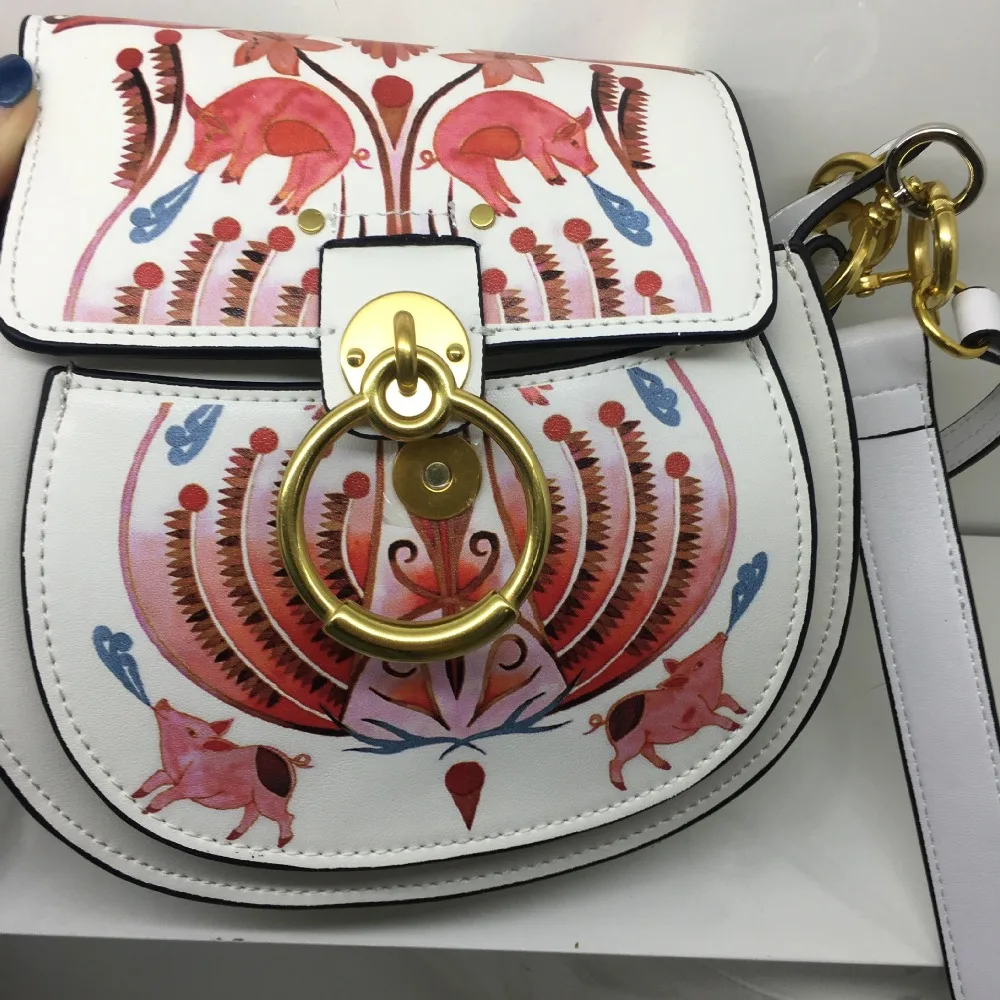2020 Women Geniune Leather Fashion Doodling Piglet Ring Design Handbags Shoulder Bags Ladies Hand Bags Cell Phone Lovely
2020 Women Geniune Leather Fashion Doodling Piglet Ring Design Handbags Shoulder Bags Ladies Hand Bags Cell Phone Lovely