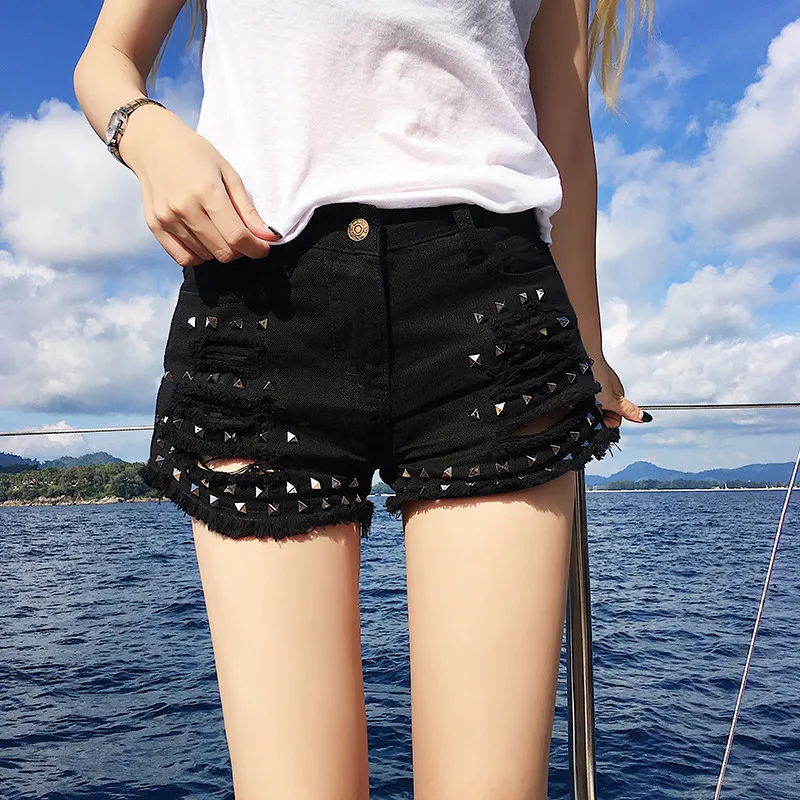 2018 women shorts high waist denim shorts tassel white jeans female summer rivet sexy mini shorts for summer
2018 women shorts high waist denim shorts tassel white jeans female summer rivet sexy mini shorts for summer