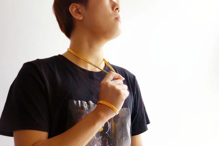 New Fashion Men Gold Necklace Hip Hop Chain Gold For Men Jewelry Curb Chain Men Golden Necklace Jewelry
New Fashion Men Gold Necklace Hip Hop Chain Gold For Men Jewelry Curb Chain Men Golden Necklace Jewelry