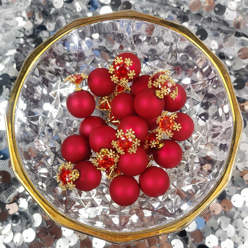2019 New Year's birthday gift earrings red crystal earrings series snowflake matte female red ball winter earrings
2019 New Year's birthday gift earrings red crystal earrings series snowflake matte female red ball winter earrings