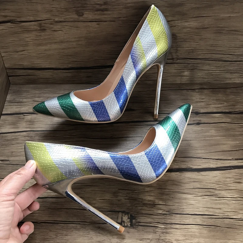 Multi Stripe Gradient Python Pumps Shiny Leather Spring Women Celebrity Single High Heels Pointed toe Low Cut Ladies Zapatos
Multi Stripe Gradient Python Pumps Shiny Leather Spring Women Celebrity Single High Heels Pointed toe Low Cut Ladies Zapatos