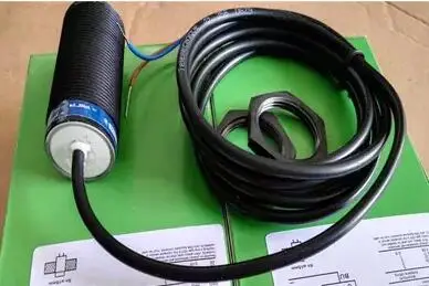 Free Shipping 2pcs/LOT New Switch XS4P30MA230 inductive sensor AC and DC general often open
Free Shipping 2pcs/LOT New Switch XS4P30MA230 inductive sensor AC and DC general often open