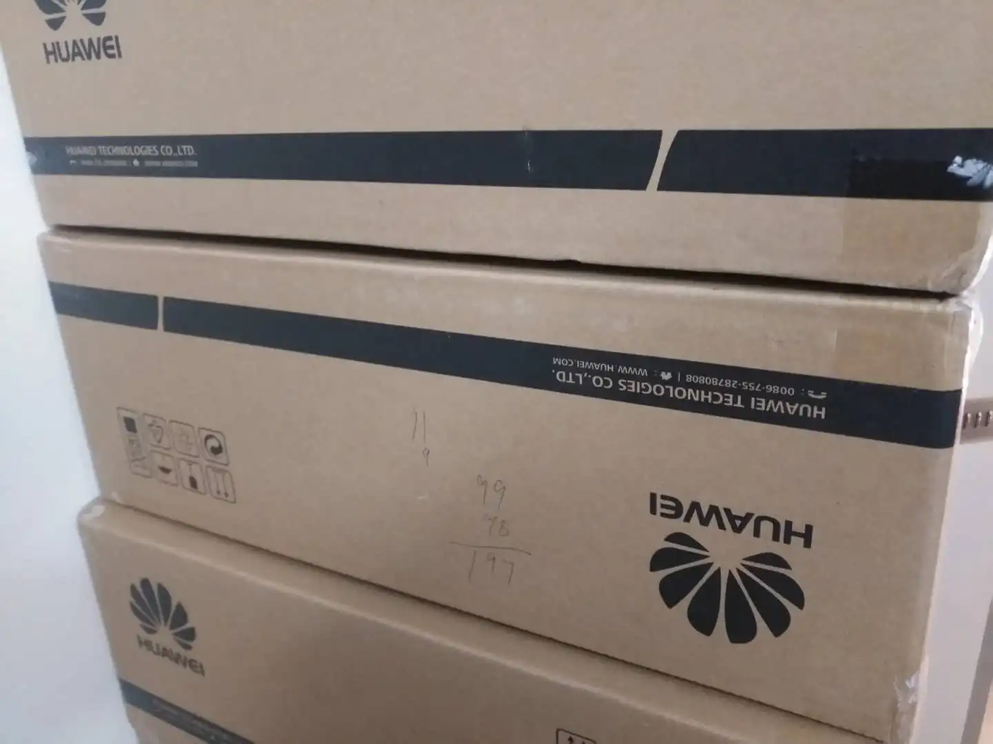 Huawei AR1220L-S supports 2GE Gigabit Small Business Routers