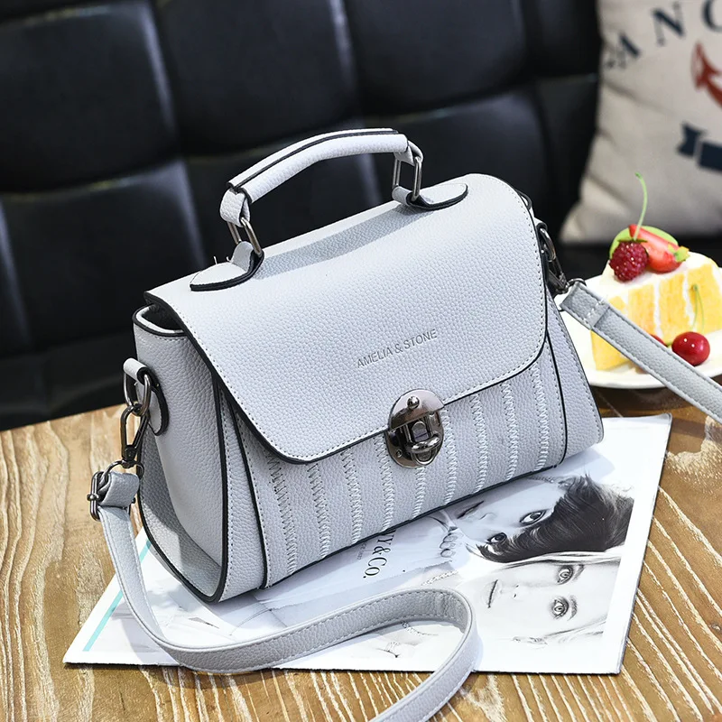 Women Messenger Bags Casual Tote feminine Top-Handle Luxury Handbags Women Bags Designer High quality Shoulder Korean style
Women Messenger Bags Casual Tote feminine Top-Handle Luxury Handbags Women Bags Designer High quality Shoulder Korean style