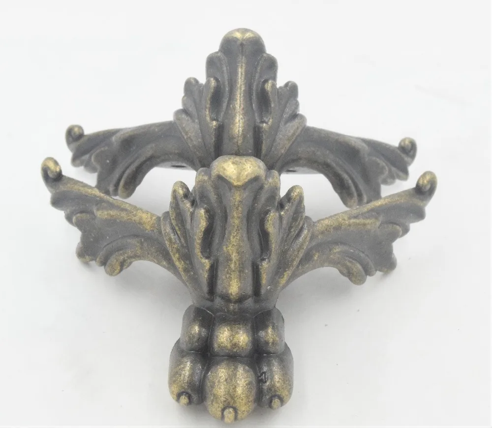 Zinc Alloy Tiger Footing,Decoration Legs,Vintage Wooden Box Beast Feet,Cabinet Corner,Bronze Tone Color,84*42mm,4Pcs
Zinc Alloy Tiger Footing,Decoration Legs,Vintage Wooden Box Beast Feet,Cabinet Corner,Bronze Tone Color,84*42mm,4Pcs