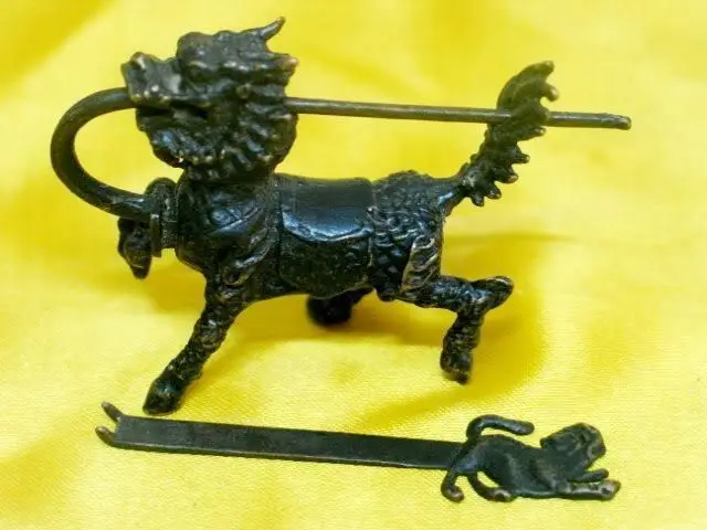 10,2 см */редкая старая латунная фурнитура kirin Китай богатая собака большой дверной замок
10,2 см */редкая старая латунная фурнитура kirin Китай богатая собака большой дверной замок