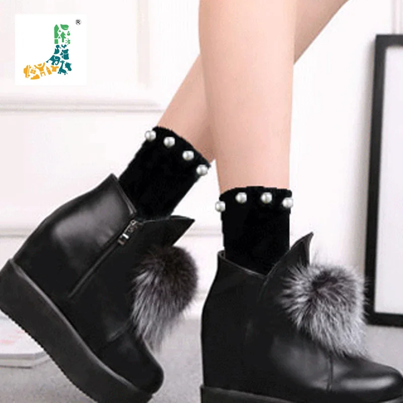 2Pairs Pearl Decorate Four Seasons Wear Hundred collocation Women Socks Cotton Casual Style Female Sock Slippers Brand Quality
2Pairs Pearl Decorate Four Seasons Wear Hundred collocation Women Socks Cotton Casual Style Female Sock Slippers Brand Quality