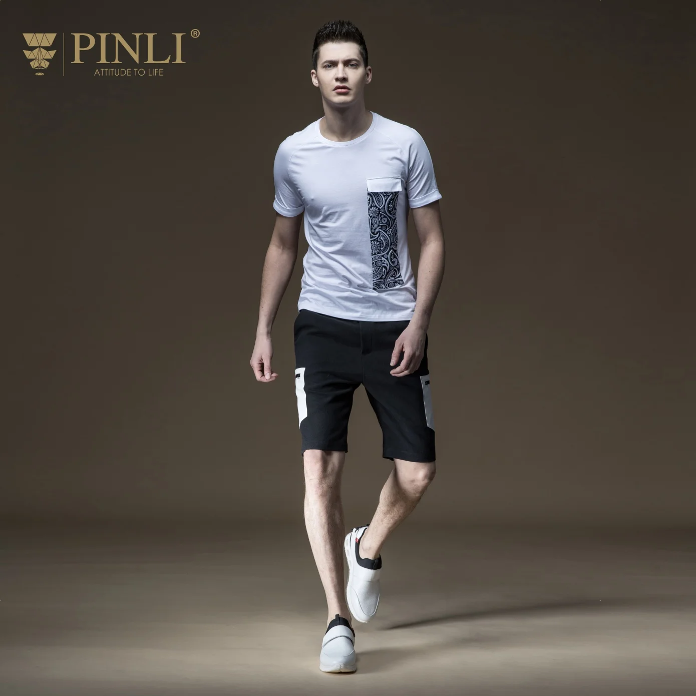 Мужские повседневные шорты Pinli Pin Li однотонные тонкие спортивные мини-брюки
