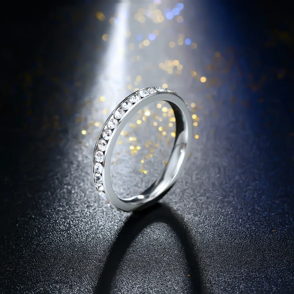 Женское серебряное кольцо Vienkim с кристаллами