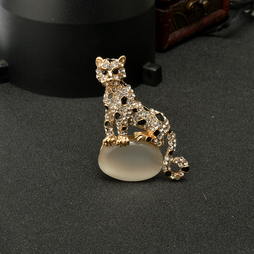 Exquisite Costume Accessories Breastpin Lovely Animal Shaped Rhinestone and Alloy Pin Leopard Brooch (Golden) | Украшения и