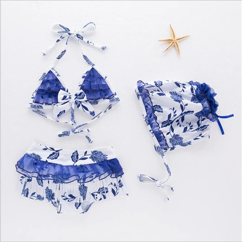 Baby Girls swimsuit 3pcs bikini+underwear+hat toddler bow Blue and white porcelain printed lace underwear swimwear Children 2-6 | Мать и