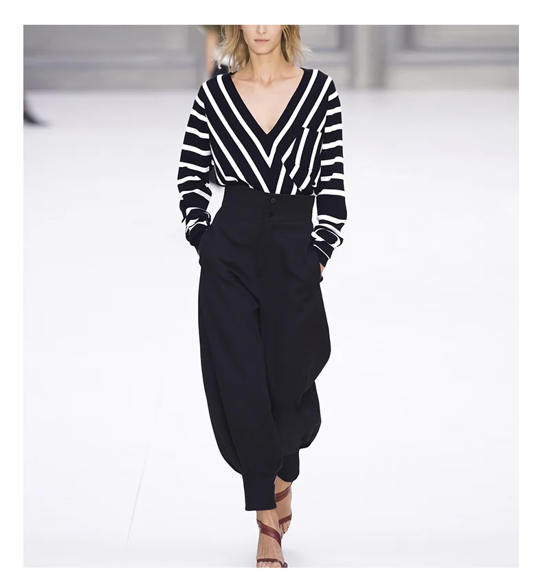 See Orange Fashion Office Lady Casual Suit Two Piece Set 2018 Autumn Sexy Two V Neck Striped Sweater Pants 2 Piece Set SO9411
See Orange Fashion Office Lady Casual Suit Two Piece Set 2018 Autumn Sexy Two V Neck Striped Sweater Pants 2 Piece Set SO9411