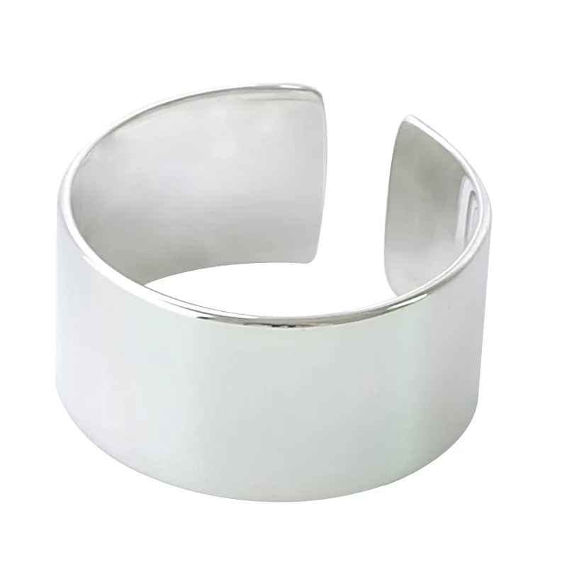 XIYANIKE Fashion Classic Glossy Wide Ring Simple Wedding Ring Statement Jewelry For Men and Women Gift Jewelry Wholesale VRS2428
XIYANIKE Fashion Classic Glossy Wide Ring Simple Wedding Ring Statement Jewelry For Men and Women Gift Jewelry Wholesale VRS2428