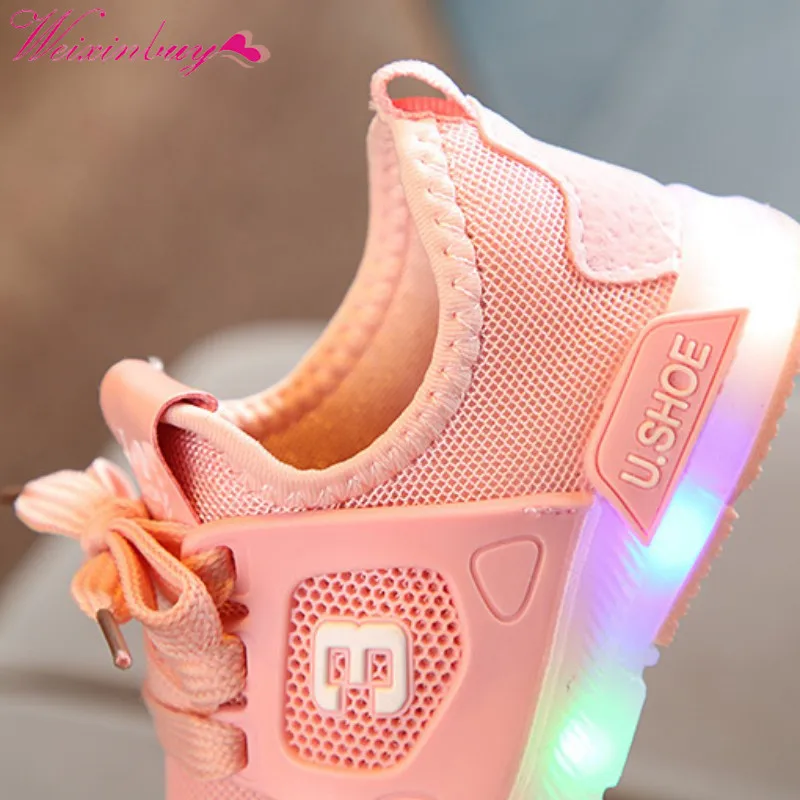 Baby Shoes LED Glow Baby Girl Shoes Sports Casual Cotton First Walkers Shoes Baby Boy Shoes Shine LED
Baby Shoes LED Glow Baby Girl Shoes Sports Casual Cotton First Walkers Shoes Baby Boy Shoes Shine LED