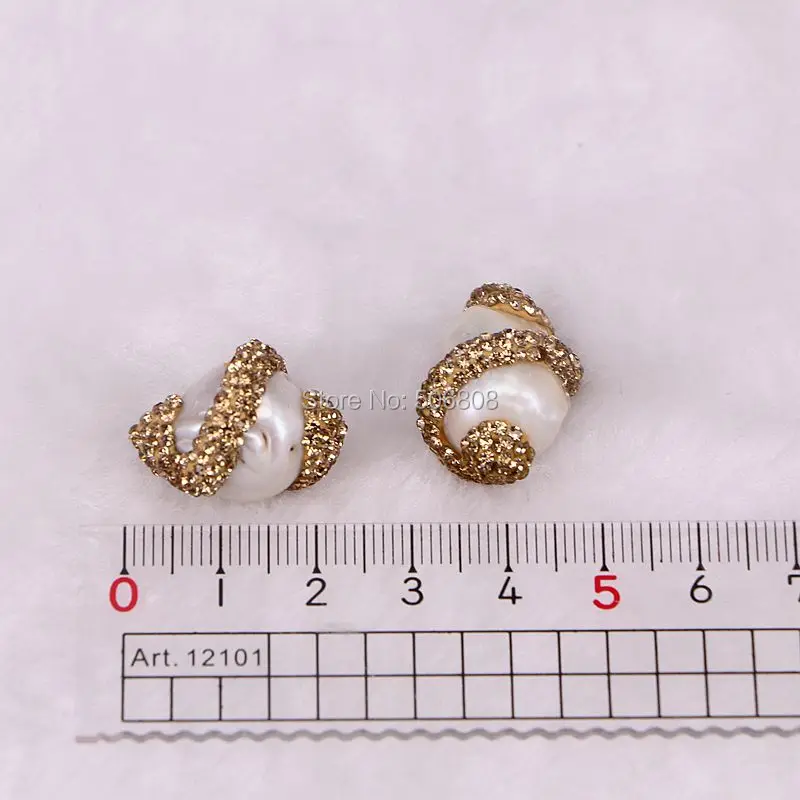 ZYZ-C6055 10PCS Nature Fresh Water Pearl connector beads, Pave crystal rhinestone nature pearl loose beads, jewelry making
ZYZ-C6055 10PCS Nature Fresh Water Pearl connector beads, Pave crystal rhinestone nature pearl loose beads, jewelry making