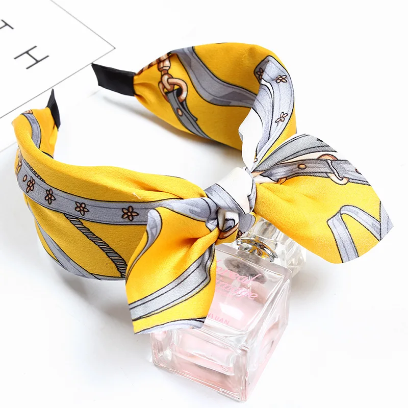High quality Fabric cross knotted Headband Hairband Women Girls bow Printing wide Hair Hoop bands Accessories headwear Headdress
High quality Fabric cross knotted Headband Hairband Women Girls bow Printing wide Hair Hoop bands Accessories headwear Headdress
