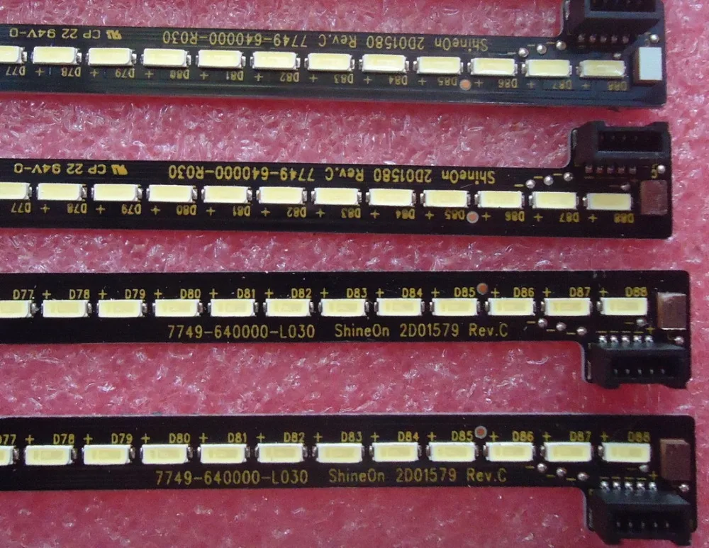 2piece/lot FOR skyworth FOR Coocaa 40K1Y Article lamp 1555-R4000000-LA 1555-R4000000-02 REL400FY 1piece=88LED 441MM
2piece/lot FOR skyworth FOR Coocaa 40K1Y Article lamp 1555-R4000000-LA 1555-R4000000-02 REL400FY 1piece=88LED 441MM