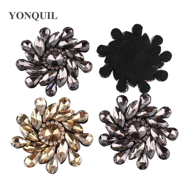 Round New Rhinestones Buckle Clear Crystal 5 CM Big Sewing On Rhinestone Applique Wedding Dress Hats DIY Accessories 12Pcs/Lot
Round New Rhinestones Buckle Clear Crystal 5 CM Big Sewing On Rhinestone Applique Wedding Dress Hats DIY Accessories 12Pcs/Lot