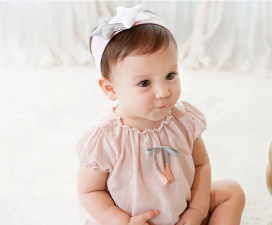New Arrivals 1pc retail Knot Little girls Wrap star Headband Cotton Kids Headwrap Newborn Bebes girl Headband Hair Accessories
New Arrivals 1pc retail Knot Little girls Wrap star Headband Cotton Kids Headwrap Newborn Bebes girl Headband Hair Accessories