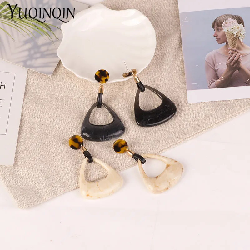 Vintage Long Acrylic Acetic Resin Earrings for Women 2019 Big Geometric Leather Dangling Drop Earing Fashion Jewelry New Brincos
Vintage Long Acrylic Acetic Resin Earrings for Women 2019 Big Geometric Leather Dangling Drop Earing Fashion Jewelry New Brincos