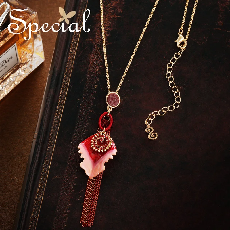 Special European and American tassel hand-painted long necklace feminine pendant shows thin maple leaf time S1875N
Special European and American tassel hand-painted long necklace feminine pendant shows thin maple leaf time S1875N