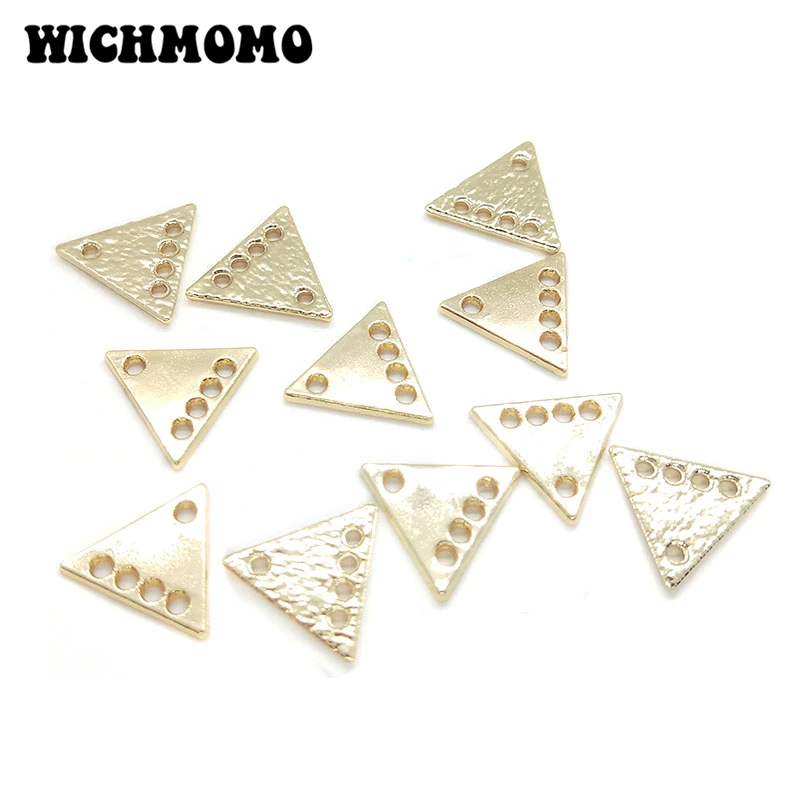 New 15mm 10pcs Triangle Connector Zinc Alloy Plating Gold Earrings Porous Connector Charms Pendant for DIY Jewelry Accessories
New 15mm 10pcs Triangle Connector Zinc Alloy Plating Gold Earrings Porous Connector Charms Pendant for DIY Jewelry Accessories