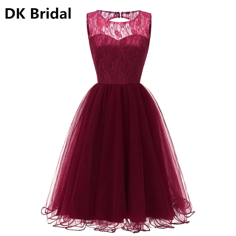 Sexy Halter Lace A-line Bridesmaid Dresses Burgundy Appliques Beaded Lace-up Bridal Prom Dress Party Gowns Maid Of Honor Dress
Sexy Halter Lace A-line Bridesmaid Dresses Burgundy Appliques Beaded Lace-up Bridal Prom Dress Party Gowns Maid Of Honor Dress