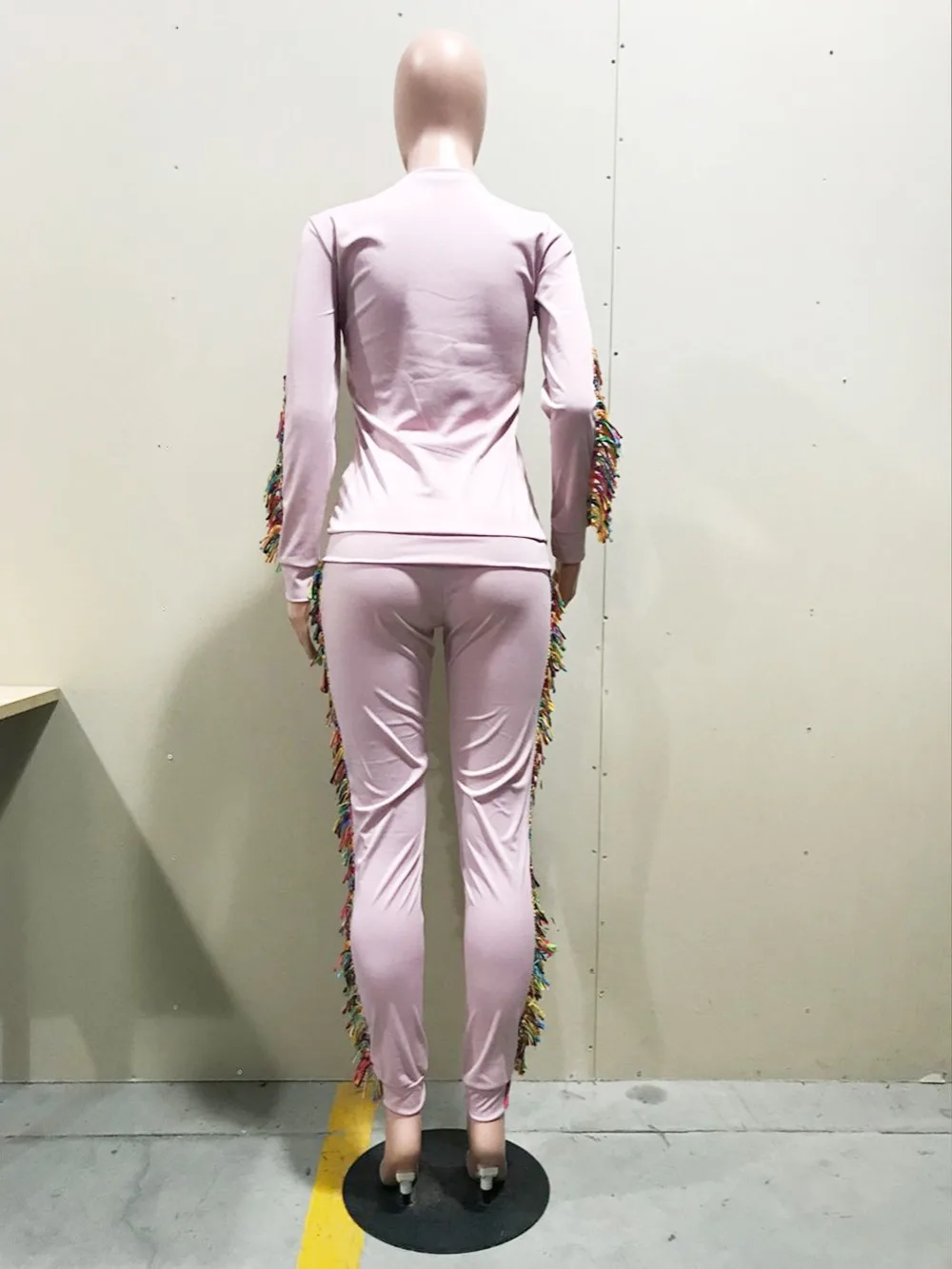 New Design Tassel Colorful Patchwork Women Round Neck Top With Pants Women Suits
New Design Tassel Colorful Patchwork Women Round Neck Top With Pants Women Suits
