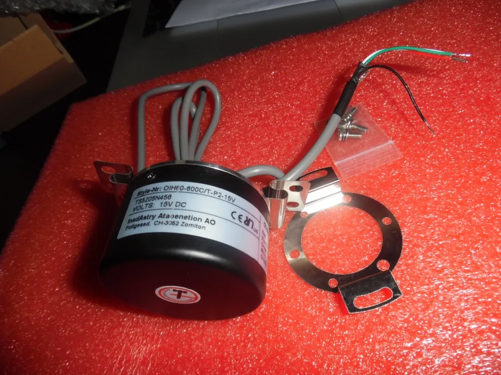 TS5205N456 OIH60-600C/T-P2-15V komori machine printing the main motor encoder replacement
TS5205N456 OIH60-600C/T-P2-15V komori machine printing the main motor encoder replacement