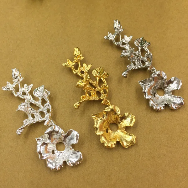 20 PCS 21*49mm Gold/ Silver Color Rhodium Metal Zinc Alloy Flowers Branch Connector For Jewelry Making
20 PCS 21*49mm Gold/ Silver Color Rhodium Metal Zinc Alloy Flowers Branch Connector For Jewelry Making