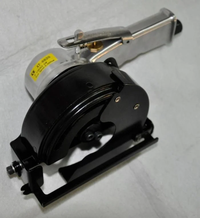 4" Small portable handheld Pneumatic Air punching scissors / sheet metal cutter ,air round saw metal cutting machine,tool shear
4" Small portable handheld Pneumatic Air punching scissors / sheet metal cutter ,air round saw metal cutting machine,tool shear