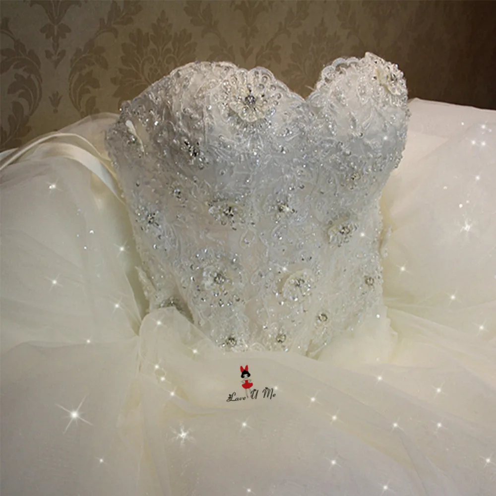 Vintage Wedding Dress Luxury Crystals Sparky Ball Gown Robe de Mariee Princess Wedding Gowns Lace 3D Flowers Bride Dresses 2018
Vintage Wedding Dress Luxury Crystals Sparky Ball Gown Robe de Mariee Princess Wedding Gowns Lace 3D Flowers Bride Dresses 2018