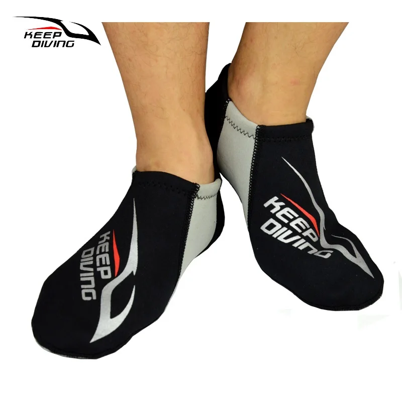 3MM Neoprene Diving Socks Scuba Snorkeling Beach Swimming Diving Warm Socks Wetsuit Water Sports Surfing Kayak Shoes Footwear
3MM Neoprene Diving Socks Scuba Snorkeling Beach Swimming Diving Warm Socks Wetsuit Water Sports Surfing Kayak Shoes Footwear