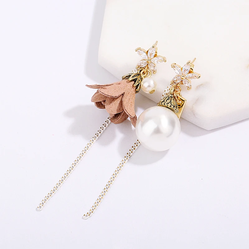 New fashion creative tassel earrings popular pearl asymmetrical earrings pendant summer fresh temperament earrings for women
New fashion creative tassel earrings popular pearl asymmetrical earrings pendant summer fresh temperament earrings for women