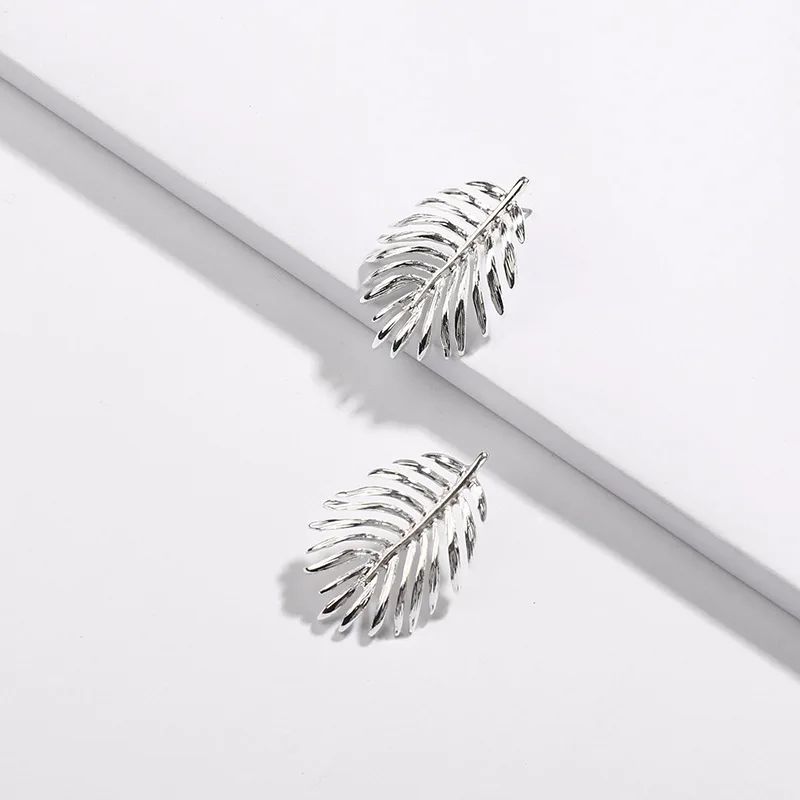 Joolim Jewelry Wholesale/Gold & Silver Color Cutout Leaf Earring Alloy Earring Dropshipping Supplier
Joolim Jewelry Wholesale/Gold & Silver Color Cutout Leaf Earring Alloy Earring Dropshipping Supplier