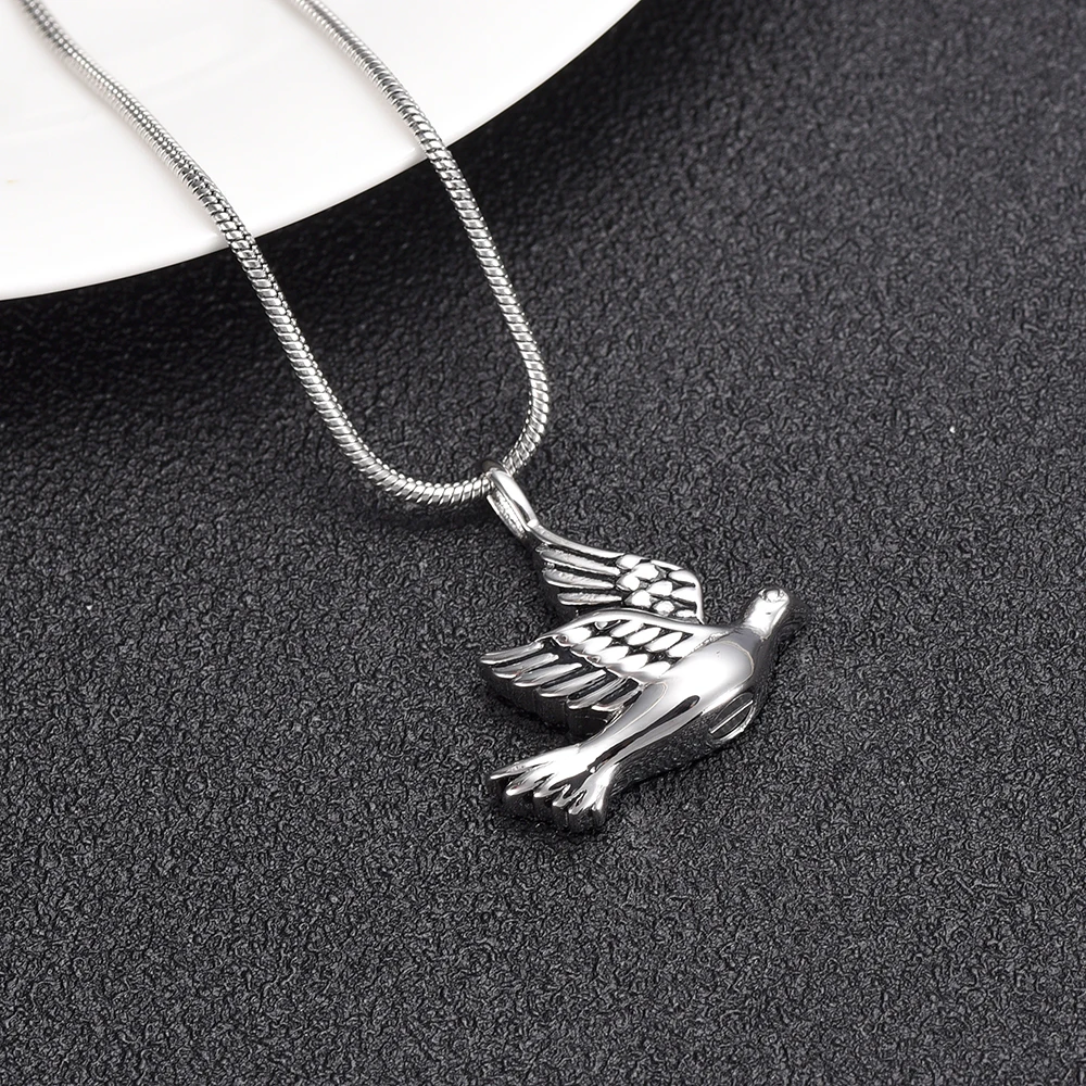 10035 Pet cremation urn flying bird Pendant memorial urns necklace never fade stainless steel jewelry keepsake ashes holder
10035 Pet cremation urn flying bird Pendant memorial urns necklace never fade stainless steel jewelry keepsake ashes holder