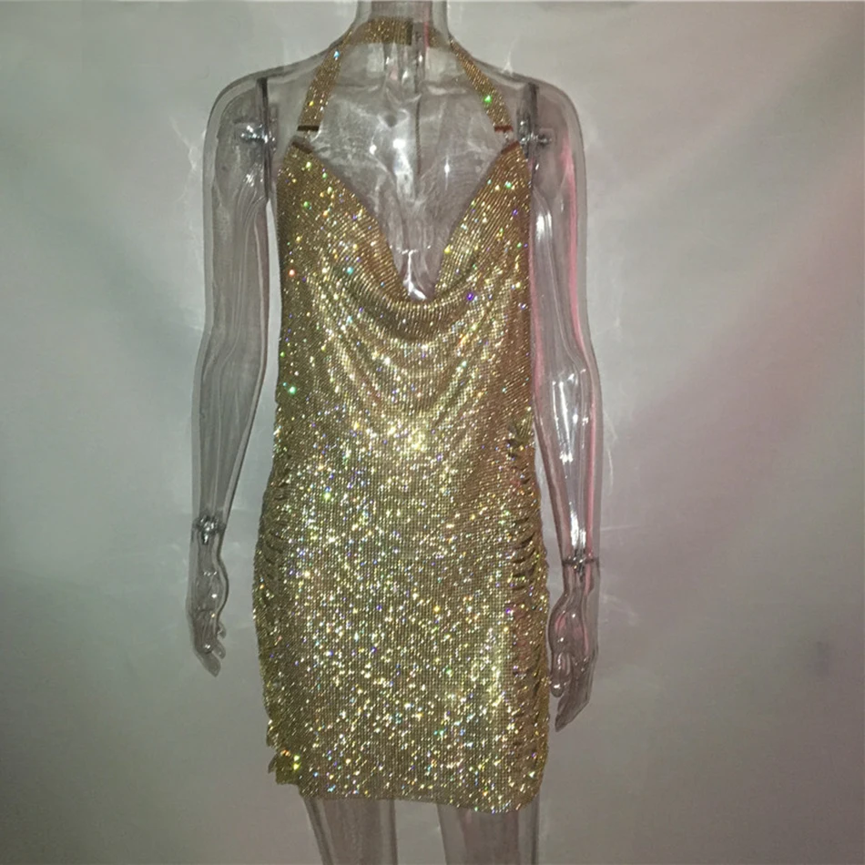 Metal Crystal Diamond Chain Women's Luxury Party Dress Gold Silver Summer Halter Sequin Nightclub Dress Vesitos 2020 New
Metal Crystal Diamond Chain Women's Luxury Party Dress Gold Silver Summer Halter Sequin Nightclub Dress Vesitos 2020 New