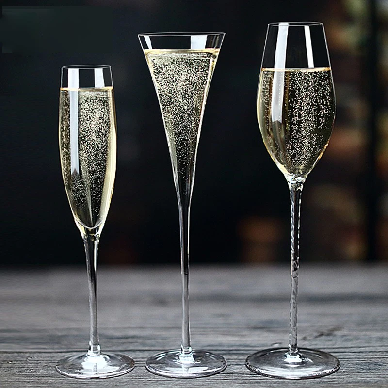 1pcs Crystal Glass Champagne Flutes personlized wine glass goblet Lengthened cup feet design Household wedding Wine Glasses
1pcs Crystal Glass Champagne Flutes personlized wine glass goblet Lengthened cup feet design Household wedding Wine Glasses