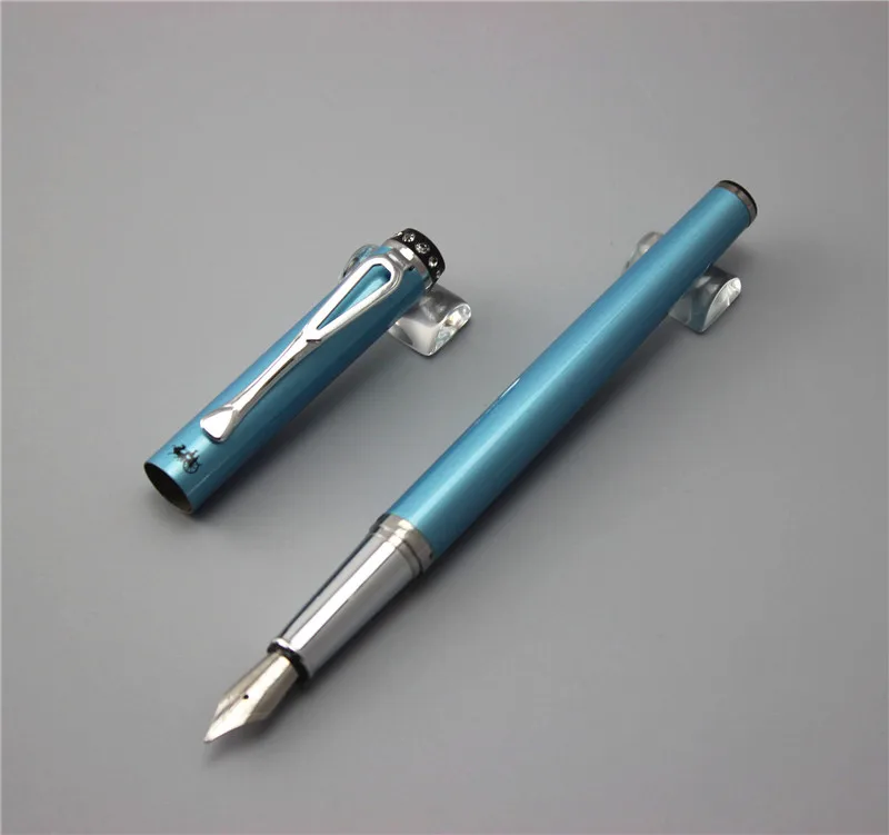 Перьевая ручка JINHAO высококачественные ручки для мужчин и женщин, подарок для школы и бизнеса, выгодная цена, уникальный дизайн 004
Перьевая ручка JINHAO высококачественные ручки для мужчин и женщин, подарок для школы и бизнеса, выгодная цена, уникальный дизайн 004