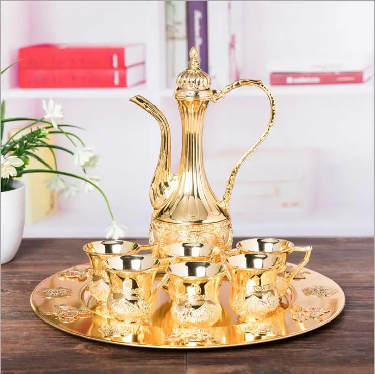European 8pcs/set gold/silver decorative metal wine set bartender set wine decanter for moonshine whiskey decanter JJ090
European 8pcs/set gold/silver decorative metal wine set bartender set wine decanter for moonshine whiskey decanter JJ090