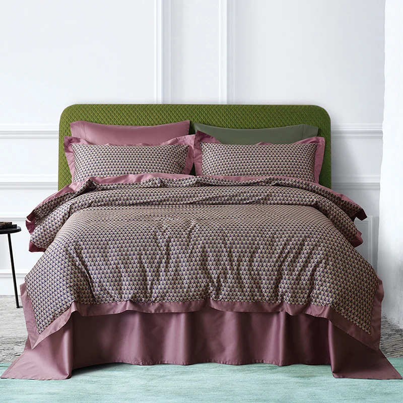 Luxury Europe Bedding Set 4PC 60S Satin Silky Egyptian Cotton Bed Cover Soft Flat Sheets King Queen Size Duvet Cover Set CHAUSUB
Luxury Europe Bedding Set 4PC 60S Satin Silky Egyptian Cotton Bed Cover Soft Flat Sheets King Queen Size Duvet Cover Set CHAUSUB