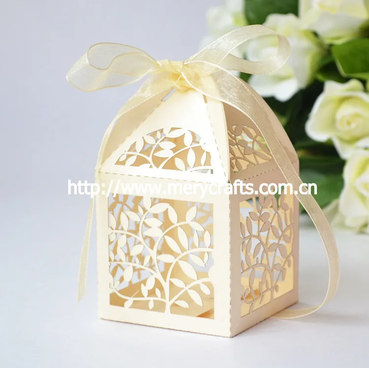paper Material and Wedding Invitation Box Use laser cut Unique leaves type indian wedding favour boxes
paper Material and Wedding Invitation Box Use laser cut Unique leaves type indian wedding favour boxes