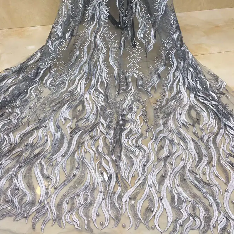 New African lace fabric, African fashion French web embroidery gauze lace fabric, 2018 Nigerian wedding dress with beads
New African lace fabric, African fashion French web embroidery gauze lace fabric, 2018 Nigerian wedding dress with beads